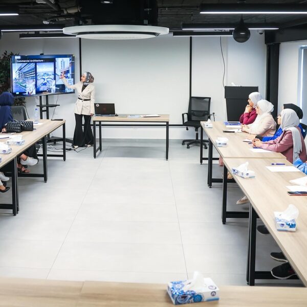 473237344 18478080622060048 4814539470471230565 n 600x600